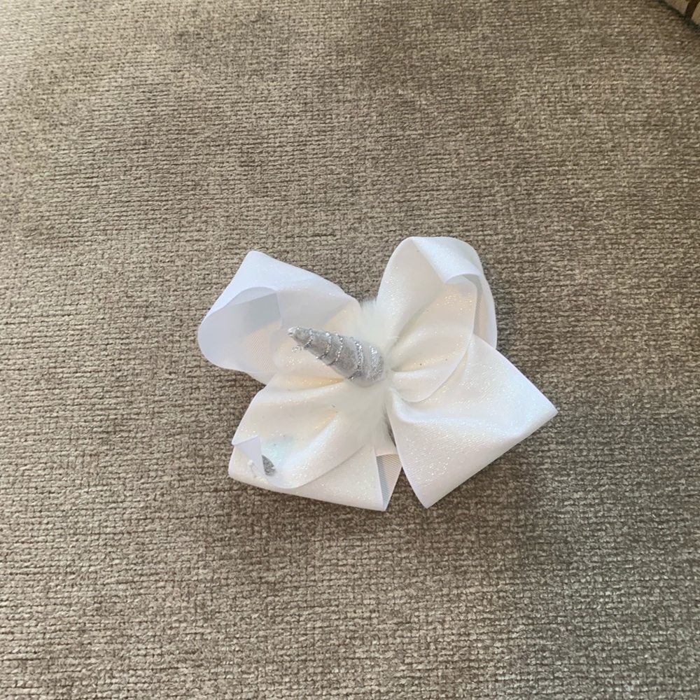 JoJo Siwa Bow